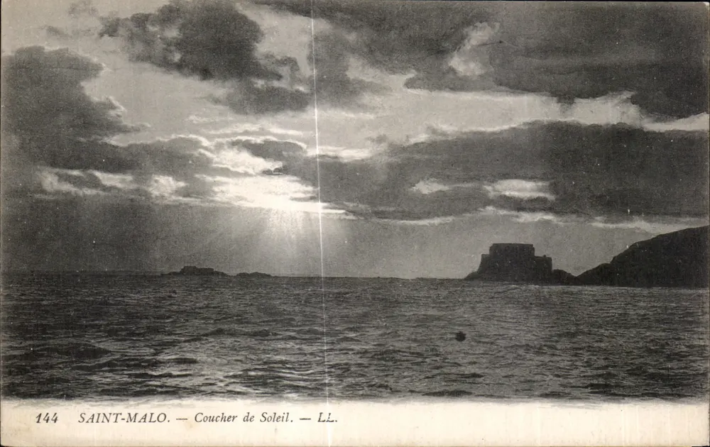 Saint-Malo — Pôr do Sol — LL. — N° 144 - Frente