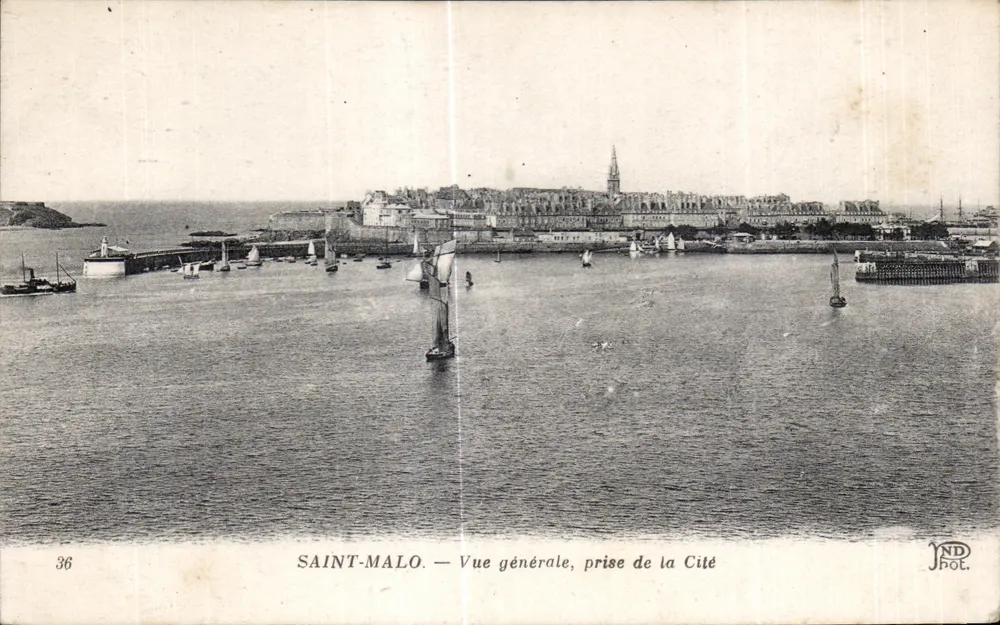 Saint-Malo — Allgemeine Ansicht, Ansicht der Citadel — PND Phot. - Vorderseite