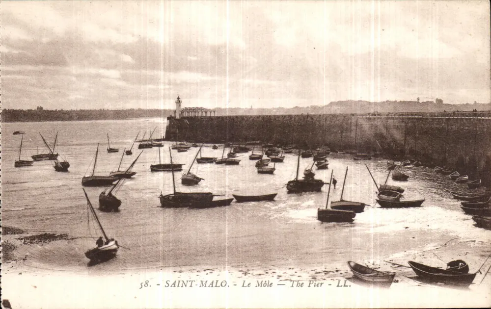 Saint-Malo - Le Môle — The Pier — LL. — 58. - Frente