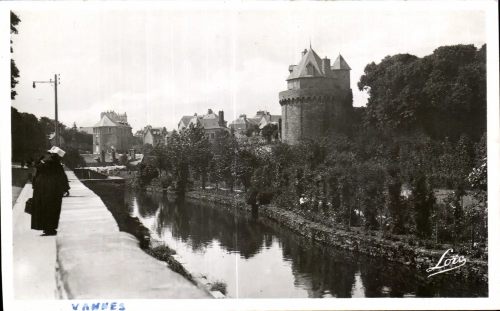 VANNES — Turm des Connétable und Mauern — Verlag Lorc - Vorderseite