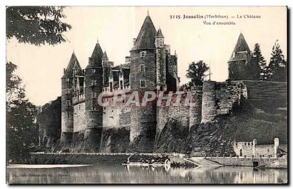 Josselin (Morbihan) — O Castelo — Vista geral — N. Nady-Rousseniere editor. Rennes - Frente