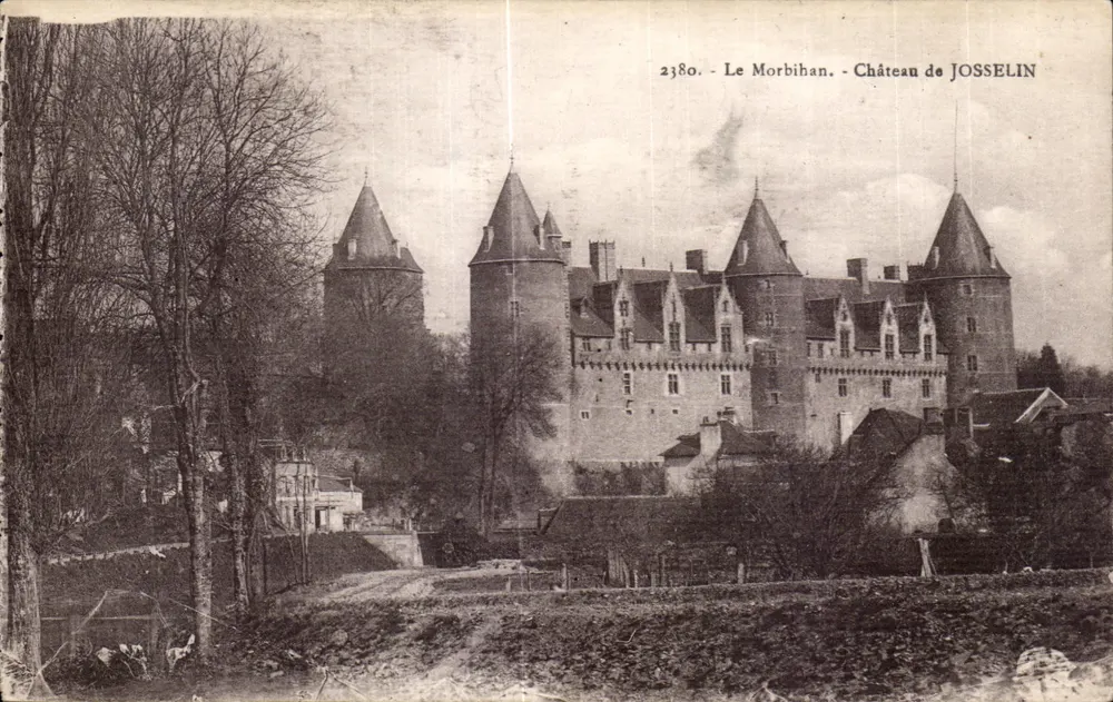 Castelo de Josselin — Le Morbihan — n° 2380 - Frente