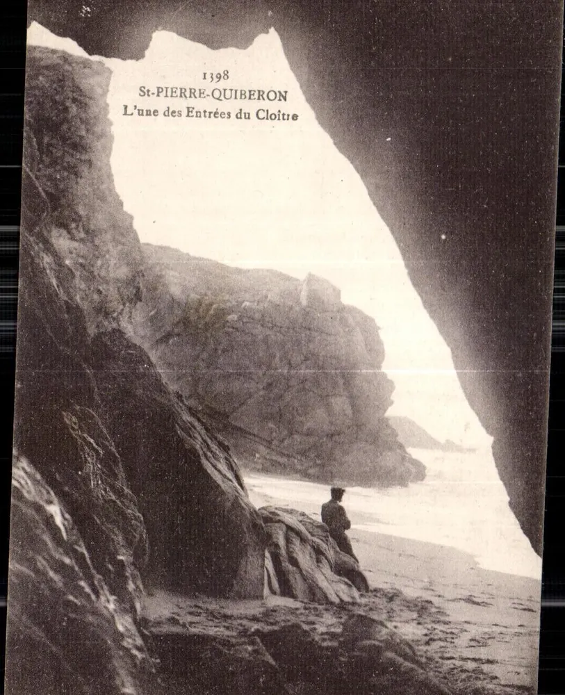 St-Pierre-Quiberon — Uma das Entradas do Claustro — editor Laurent René, n°1398 - Frente