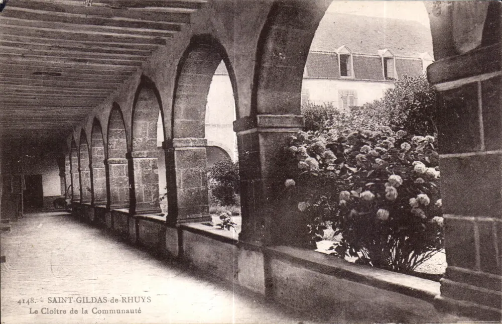Saint-Gildas-de-Rhuys — O Claustro da Comunidade — editor desconhecido, n° 4148 - Frente