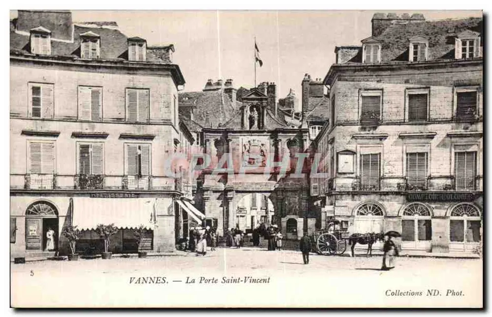 VANNES — La Porte Saint-Vincent — Collections ND. Phot. - Frente