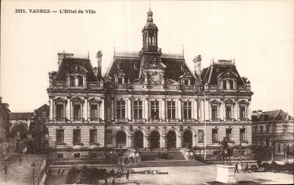 VANNES — O Hotel de Ville — Laurent-Nel, Rennes - Frente