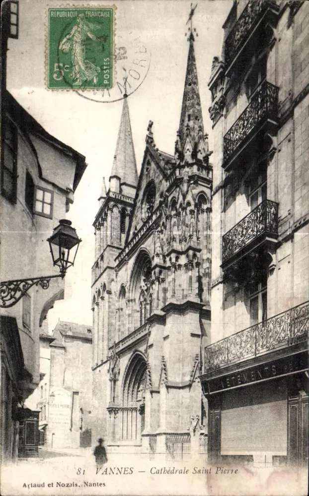VANNES — Catedral de São Pedro — Artaud e Nozais, Nantes - Frente