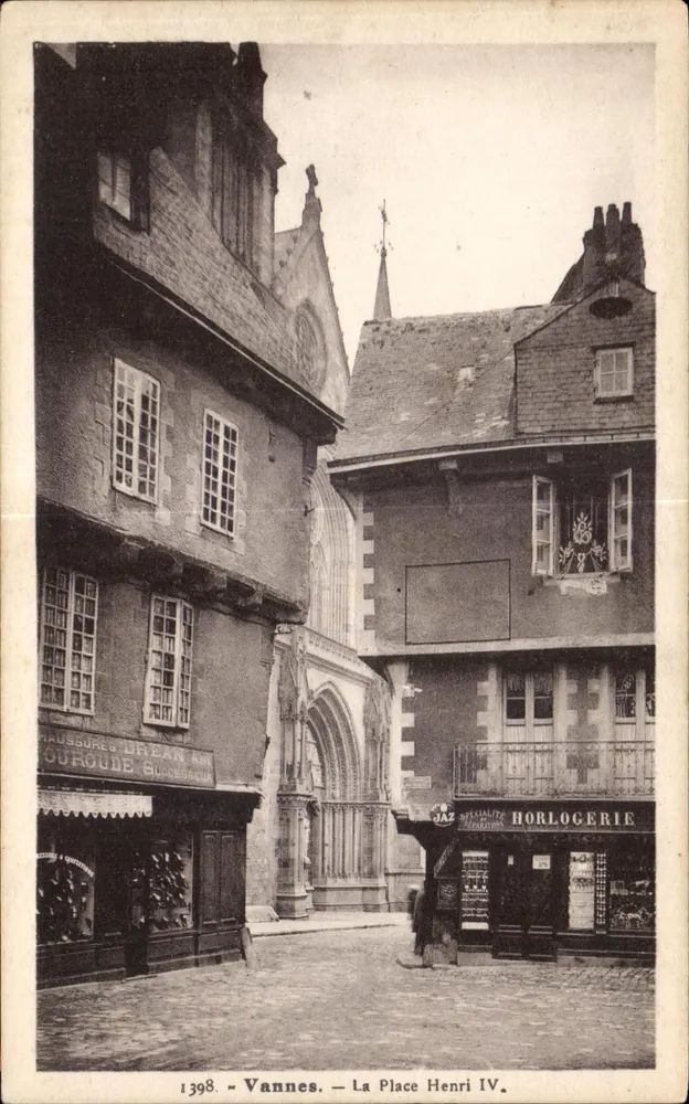Vannes — Place Henri IV — Verlag Jaz, Nr. 1398 - Vorderseite