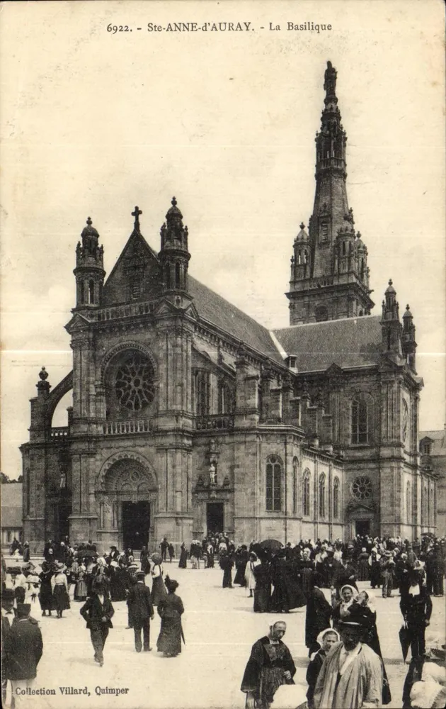 Ste-ANNE-d'AURAY — La Basilique — Collection Villard, Quimper, n° 6922 - Frente