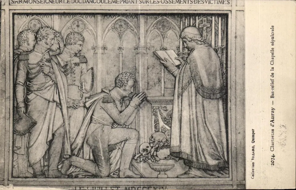 Bajorrelieve de la Capilla de la Cartuja de Auray — S.A.R. Monseñor el Duque de Angoulême orando sobre los restos de las víctimas — Colección Villard, Quimper - Anverso