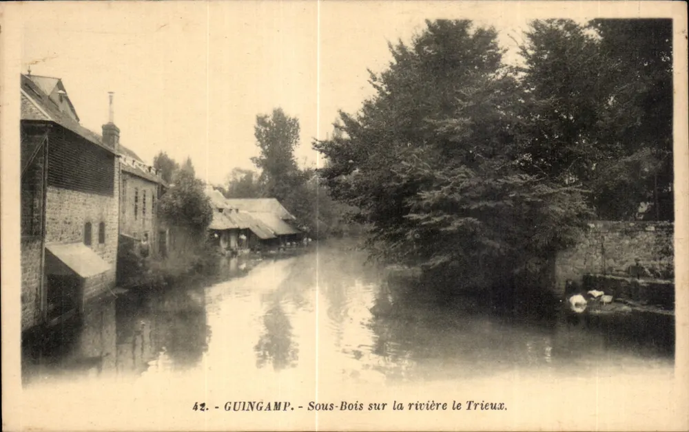 Guingamp - Unterholz am Trieux-Fluss - Vorderseite
