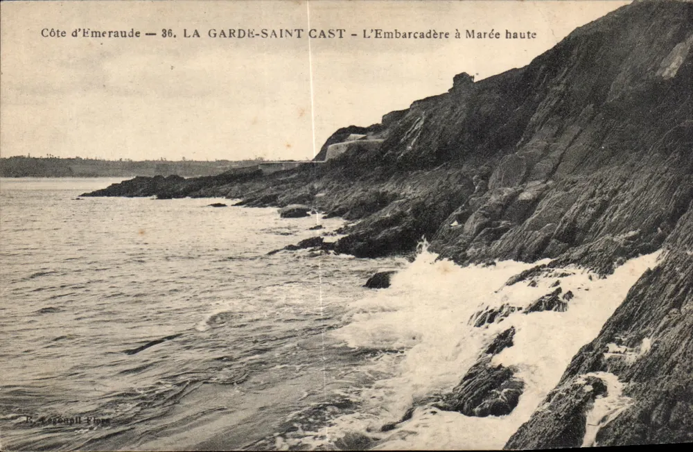 Costa da Esmeralda — 36. LA GARDE-SAINT CAST — O Embarcadouro com Maré Alta — L. Legendre & Cie - Frente