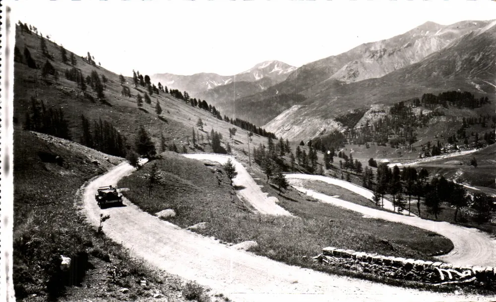Os Lacets do Col d'Allos — Env. de Barcelonnette (B.A.) — Éditions Tributes - Frente
