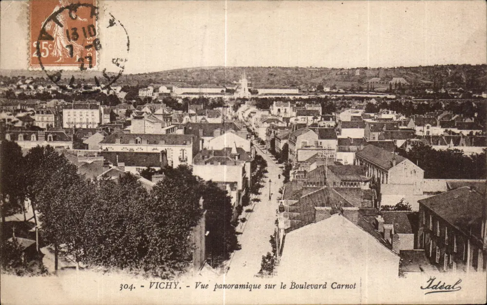 Vichy — Panoramablick auf den Boulevard Carnot — Idéal, n° 304 - Vorderseite