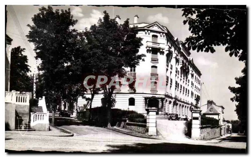 Hôtel de l'Avenue du Parc — Néris-les-Bains — Éditions du LYS - Frente