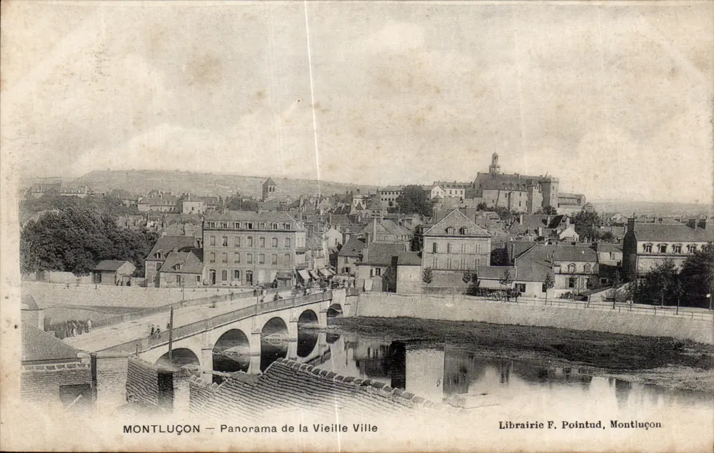 Montluçon — Panorama der Altstadt — Librairie F. Pointud, Montluçon - Vorderseite