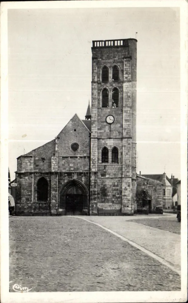 Gannat (Allier) — Kirche Sainte-Croix — Verlag Cim - Vorderseite