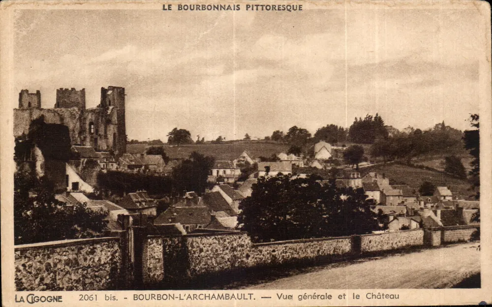 Bourbon-l'Archambault — Vista geral e o Castelo — La Cigogne 2061 bis - Frente