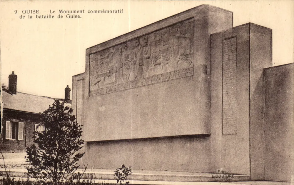 Guise - Denkmal zur Schlacht von Guise — Verlag L. COUTURE - Vorderseite