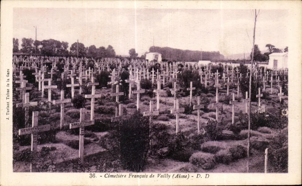 Cementerio Francés de Vailly (Aisne) — vista general — J. Turiant, Tabue de la Gare, n°36 - Anverso