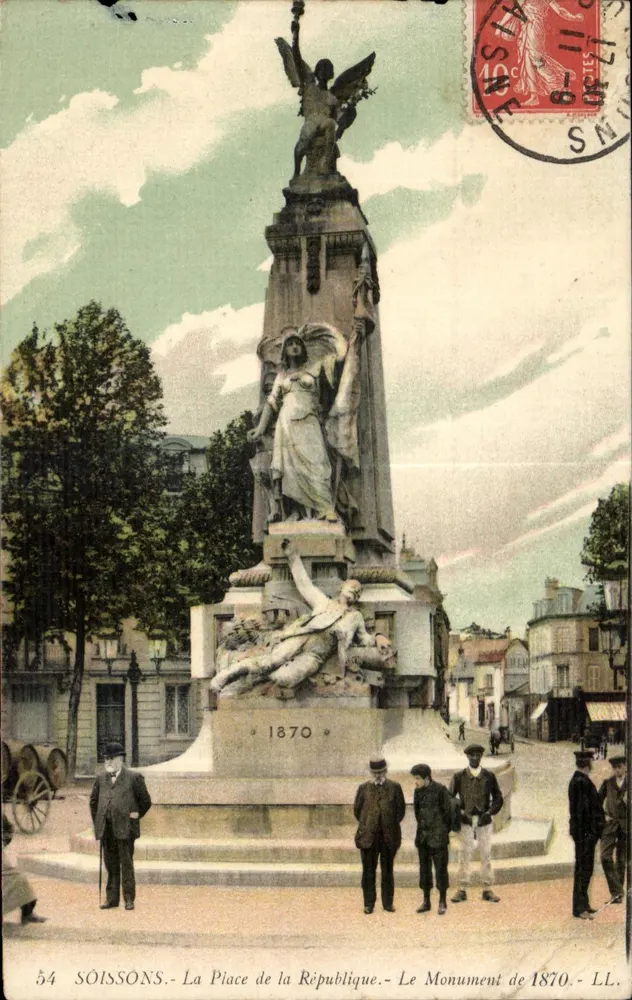 Soissons - La Place de la République - Le Monument de 1870 - LL. Éditeur LL. - Vorderseite