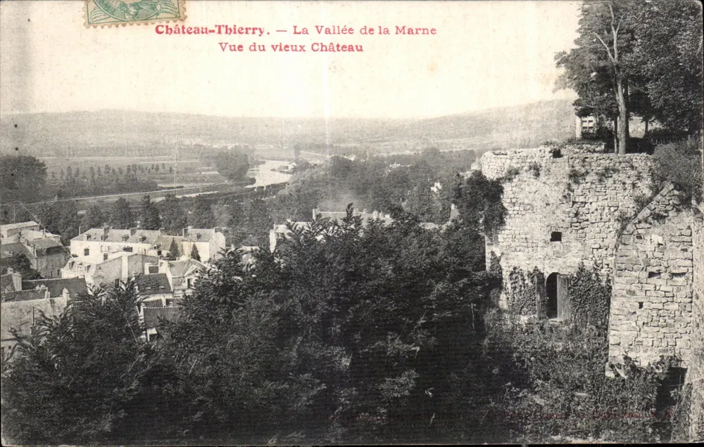 Château-Thierry — Die Tal der Marne — Ansicht des alten Schlosses - Vorderseite