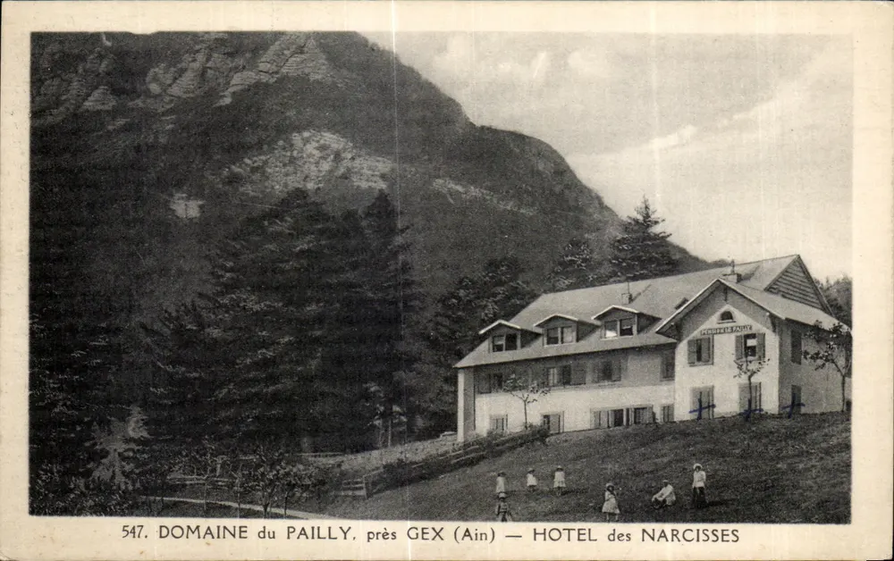 Domaine du Pailly, nahe Gex (Ain) — Hôtel des Narcisses - Vorderseite