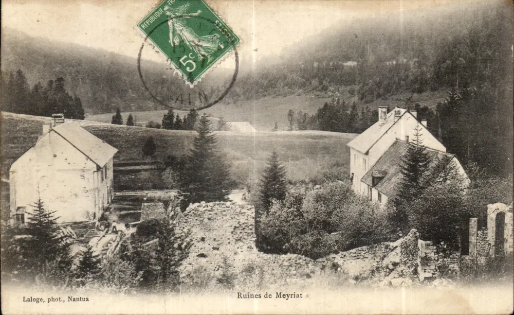 Ruínas de Meyriat — Nantua — Laloge, fot. - Frente