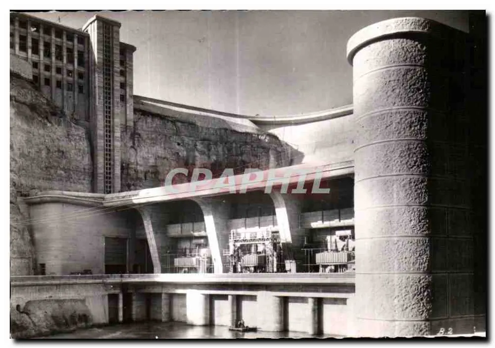 Barragem de Génissiat (Ain) — Central Léon Perrier e Edifício Administrativo — Edição C.N.R. 1950 - Frente