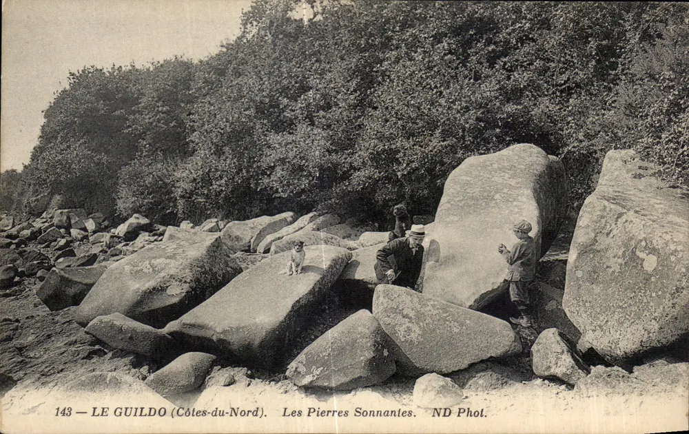 Le Guildo (Côtes-du-Nord) — Die Klingensteine — ND Phot. - Vorderseite
