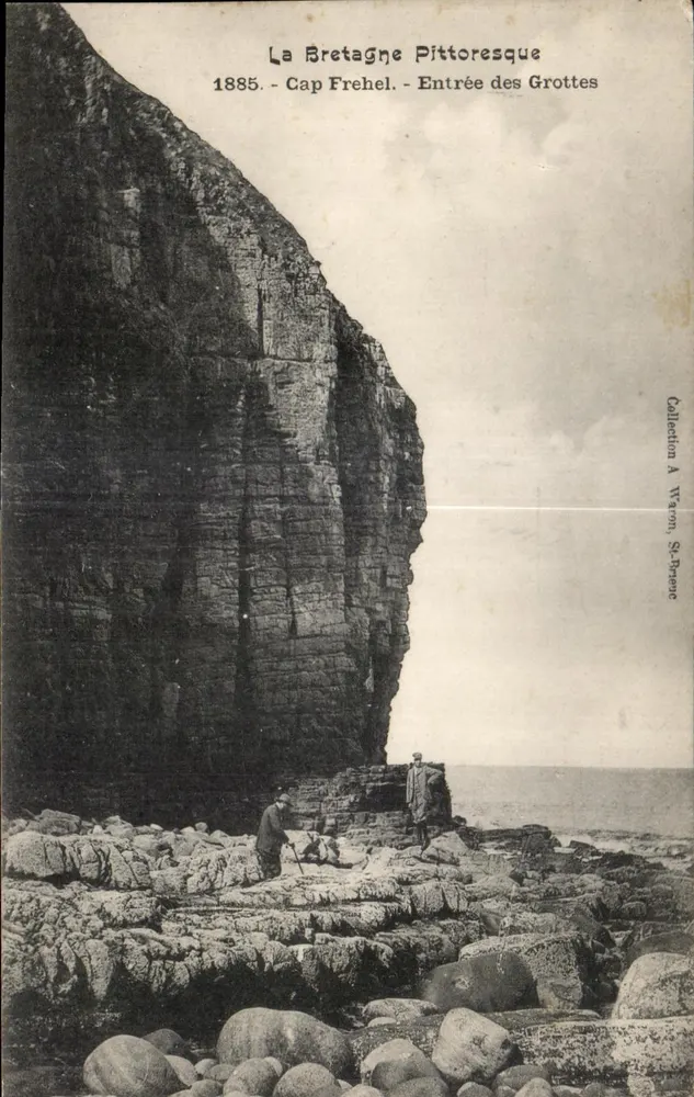 Cap Fréhel - Eingang zu den Höhlen — La Bretagne Pittoresque, 1885 - Vorderseite