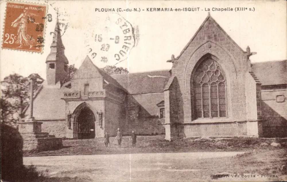 PLOUHA (C.-du-N.) - KERMARIA-en-ISQUIT - Die Kapelle (13. Jahrhundert) - Vorderseite