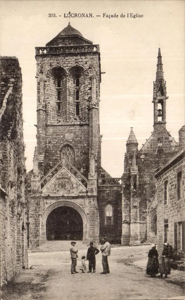 Lócroran — Fachada da Igreja - Frente