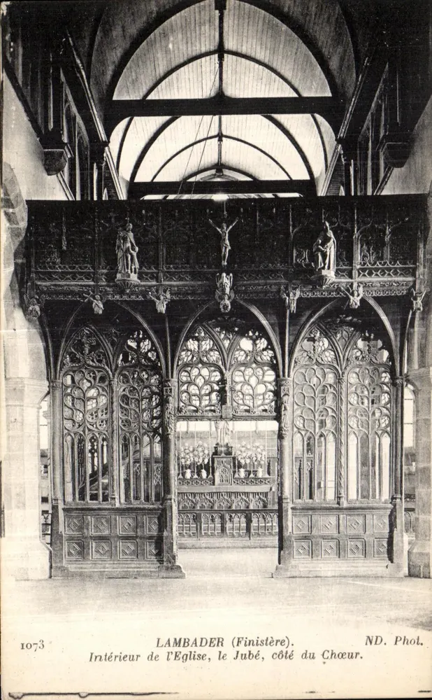 Lambader (Finistère) — Innenansicht der Kirche, die Chorseite — ND. Phot. - Vorderseite