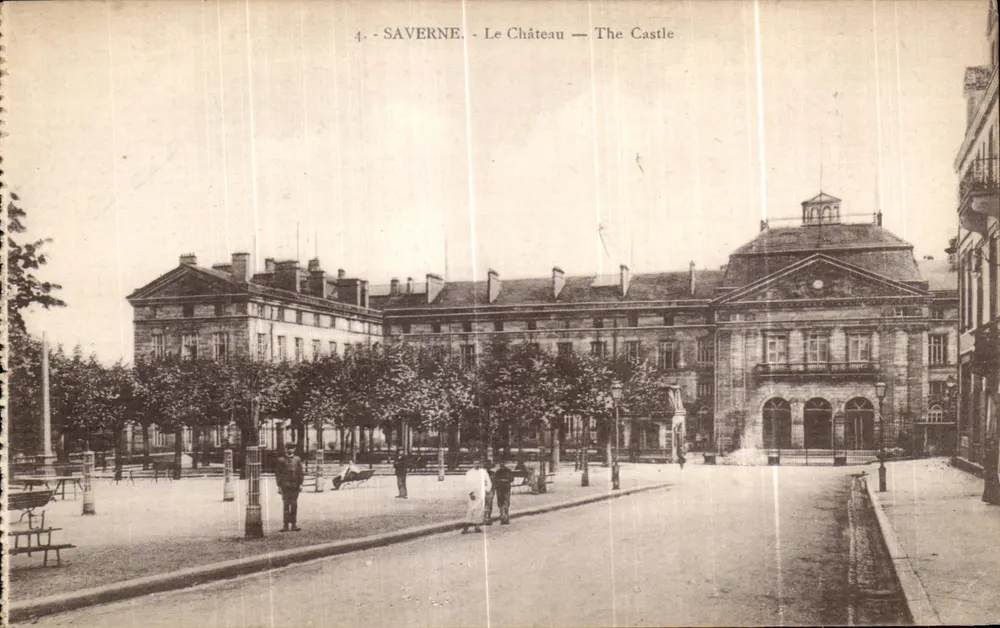 Saverne - O Castelo — The Castle - Frente