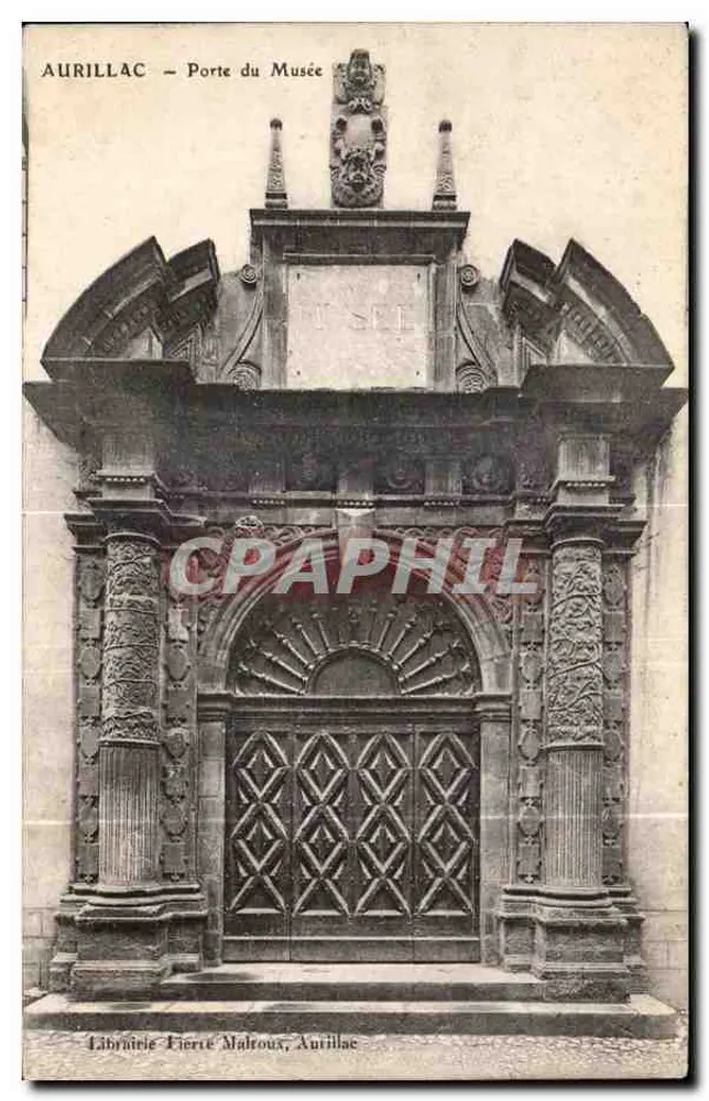 Aurillac — Porta do Museu — Livraria Fieret Maltroux, Aurillac - Frente