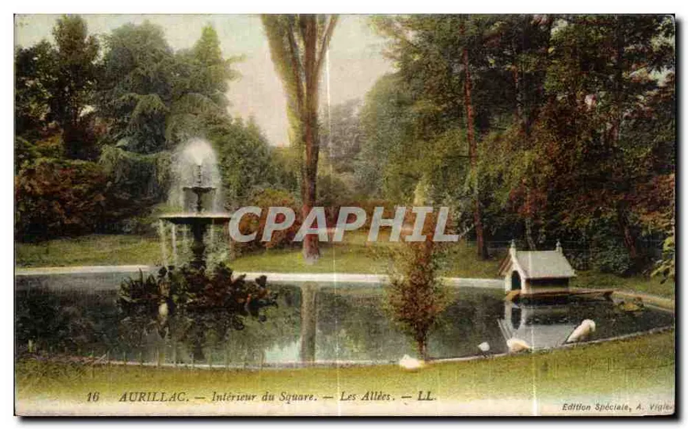 Aurillac — Interior do Square — Les Allées — Edição Especial, A. Vigier - Frente