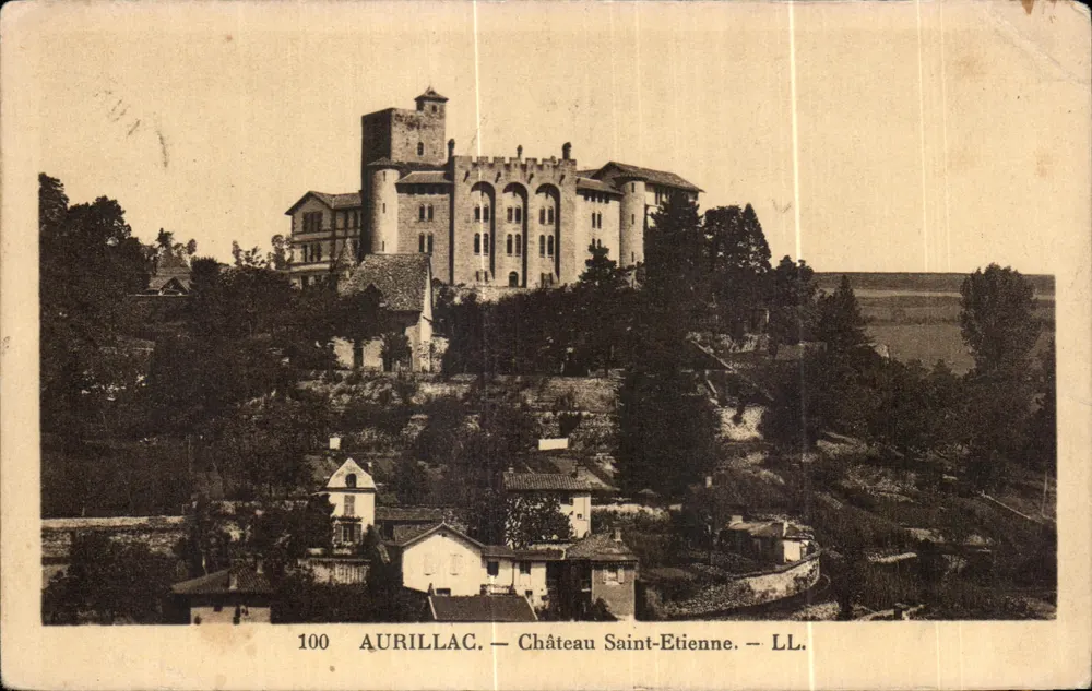 Aurillac — Castelo Saint-Etienne — LL. — n°100 - Frente