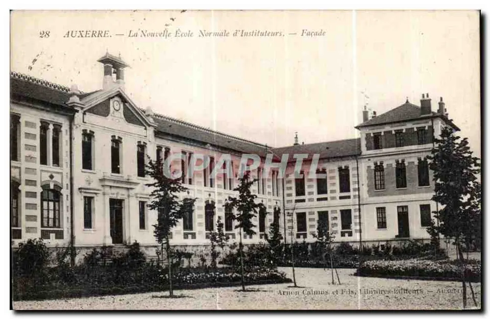 Auxerre — Die Neue Normale Schule für Lehrer — Fassade - Vorderseite