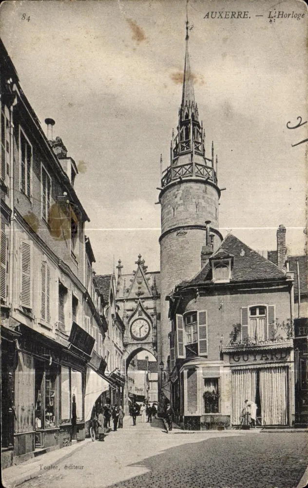 Auxerre — L'Horloge — Toular, Éditeur - Frente
