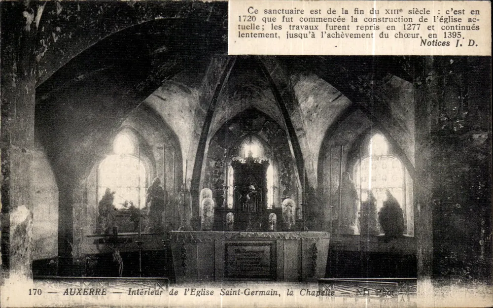 Auxerre — Innenansicht der Kirche Saint-Germain, die Kapelle — Hinweise J. D. - Vorderseite