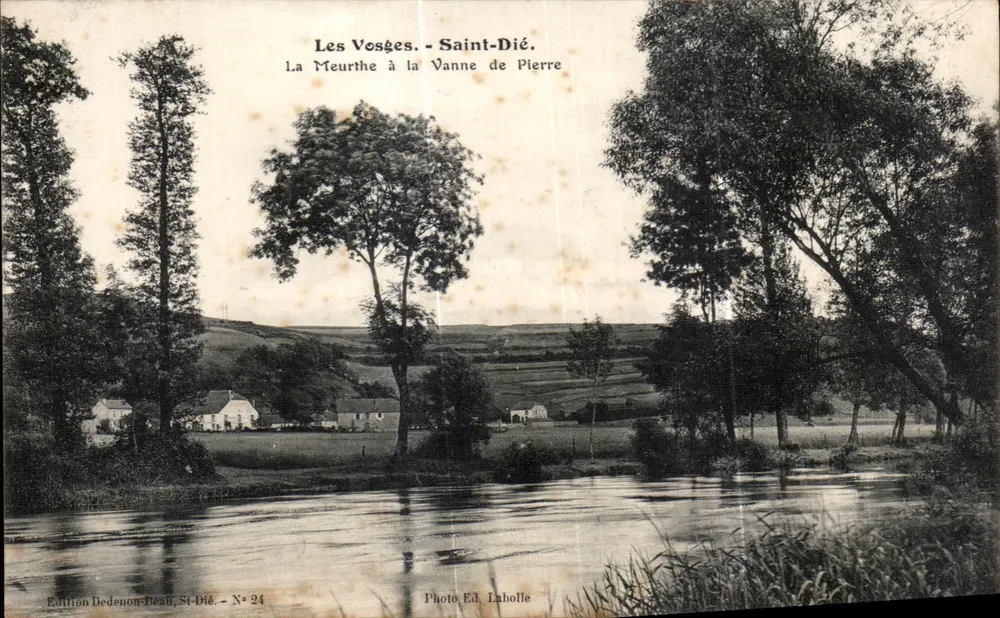 Die Vosges - Saint-Dié — Die Meurthe an der Vanne de Pierre — Foto Ed. Laholle — Edition Dedenon-Beau, St-Dié, Nr. 24 - Vorderseite