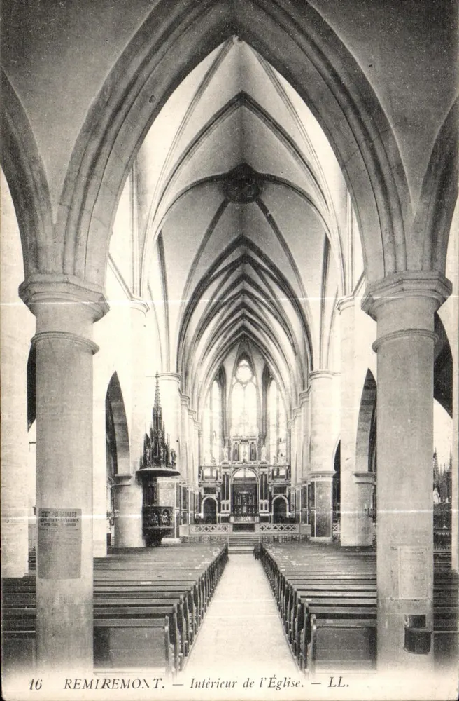 Remiremont — Interior da Igreja — LL. N° 16 - Frente