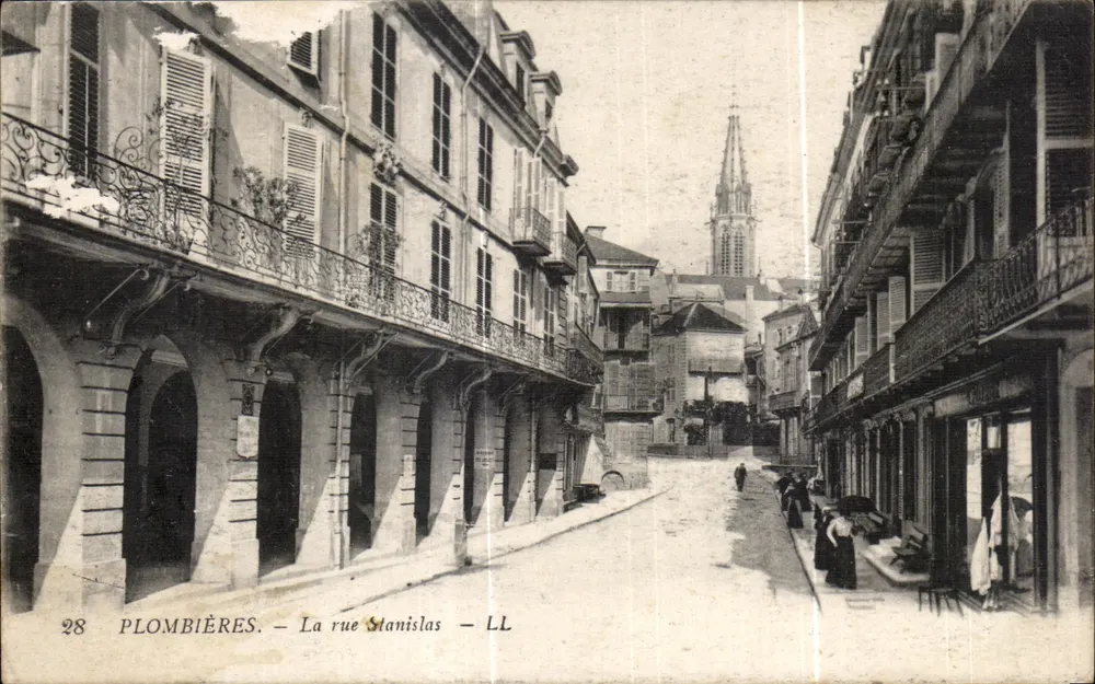 Plombières — A rua Stanislas — LL - Frente