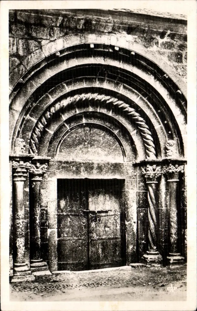 Villefranche-de-Conflent — Kirche — Südportal — REAL-PHOTO - Vorderseite