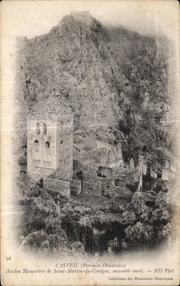 Casteil (Pyrénées-Orientales) — Altes Kloster Saint-Martin-du-Canigou, westlicher Teil — ND Pbol - Vorderseite