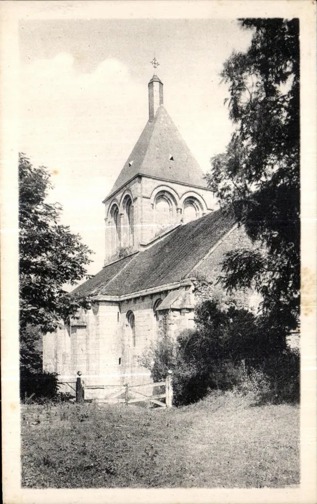 Gargilesse (Indre) — A Igreja do Século XII — Vve Pataud, T.C.E., Hôtel George Sand - Frente