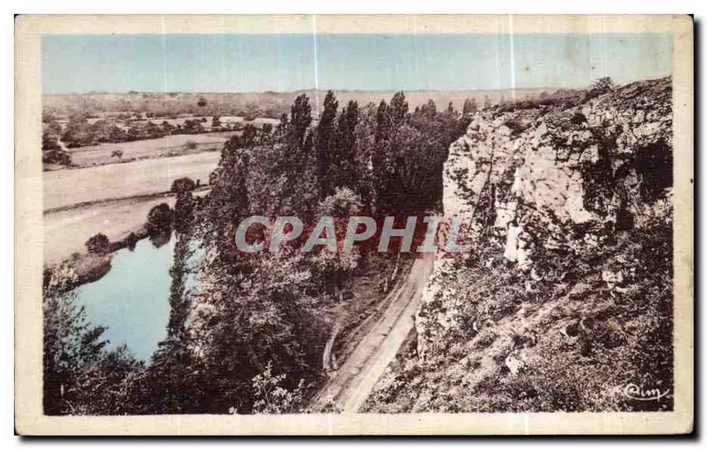 Les Dombault (Indre) — Os castelos sobre a Creuse, estrada do Blanc — Calm - Frente