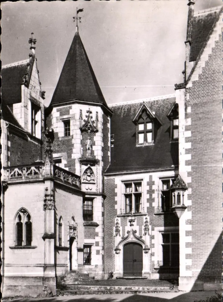 Schloss Clos Lucé — Amboise (Indre-et-Loire) — Éditions d'Art Française, Paris - Vorderseite