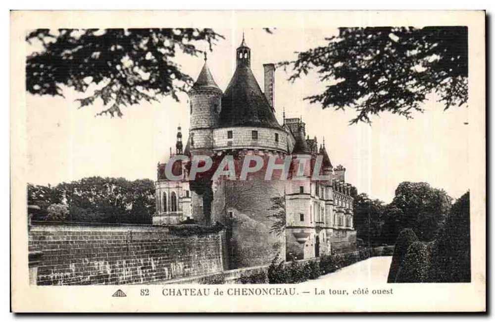 Schloss Chenonceau — Die Turm, westlicher Seite — Schloss Chenonceau - Vorderseite